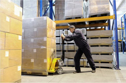 Servicios de logística a fabricantes